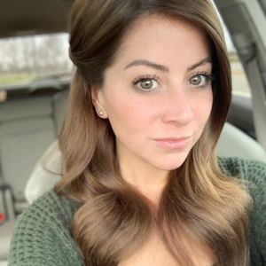 Meet your Posher, Mallory